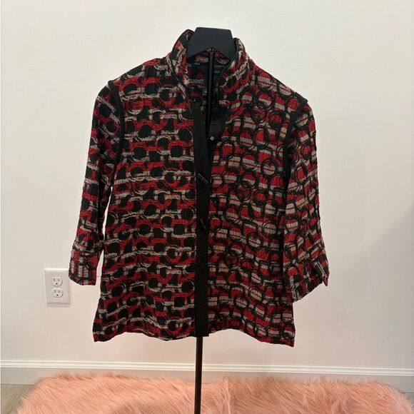 Ali Miles Red and Black Patterned Cape - Picture 1 of 7